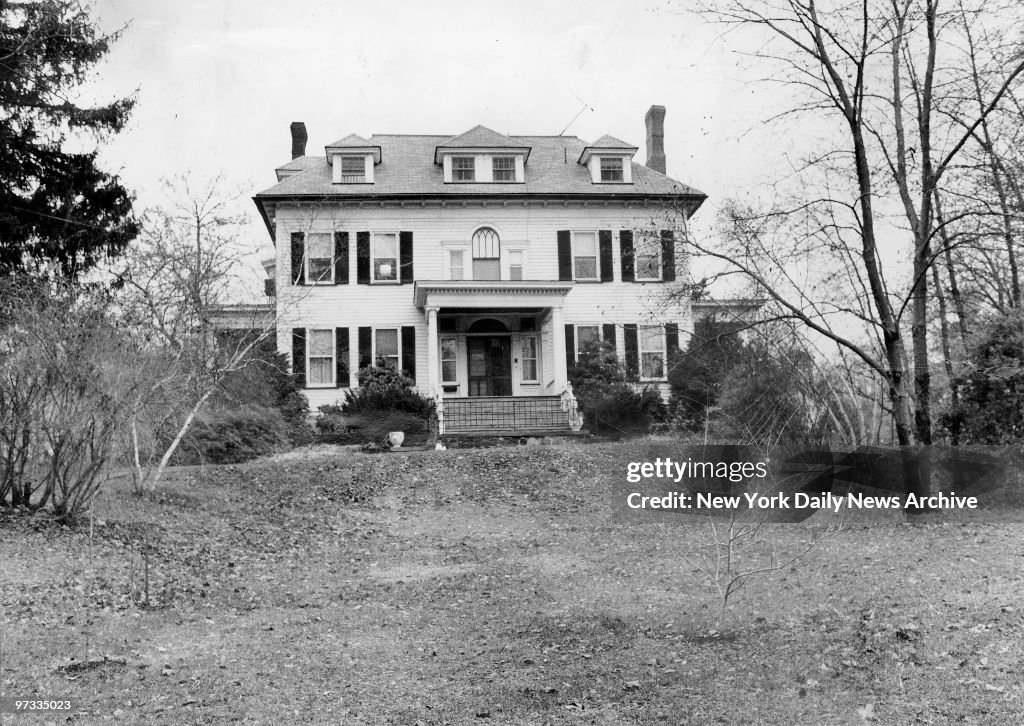 The $90 431 Hillside Avenue, Westfield, N.J. 19 room mansion of John... News Photo - Getty Images